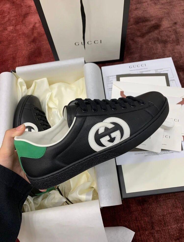 Classic Luxury: Gucci’s Signature Black Sneaker